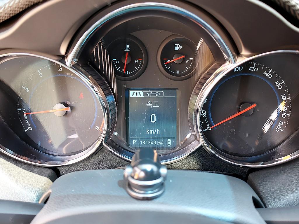 Chevrolet Cruise - Vista 8