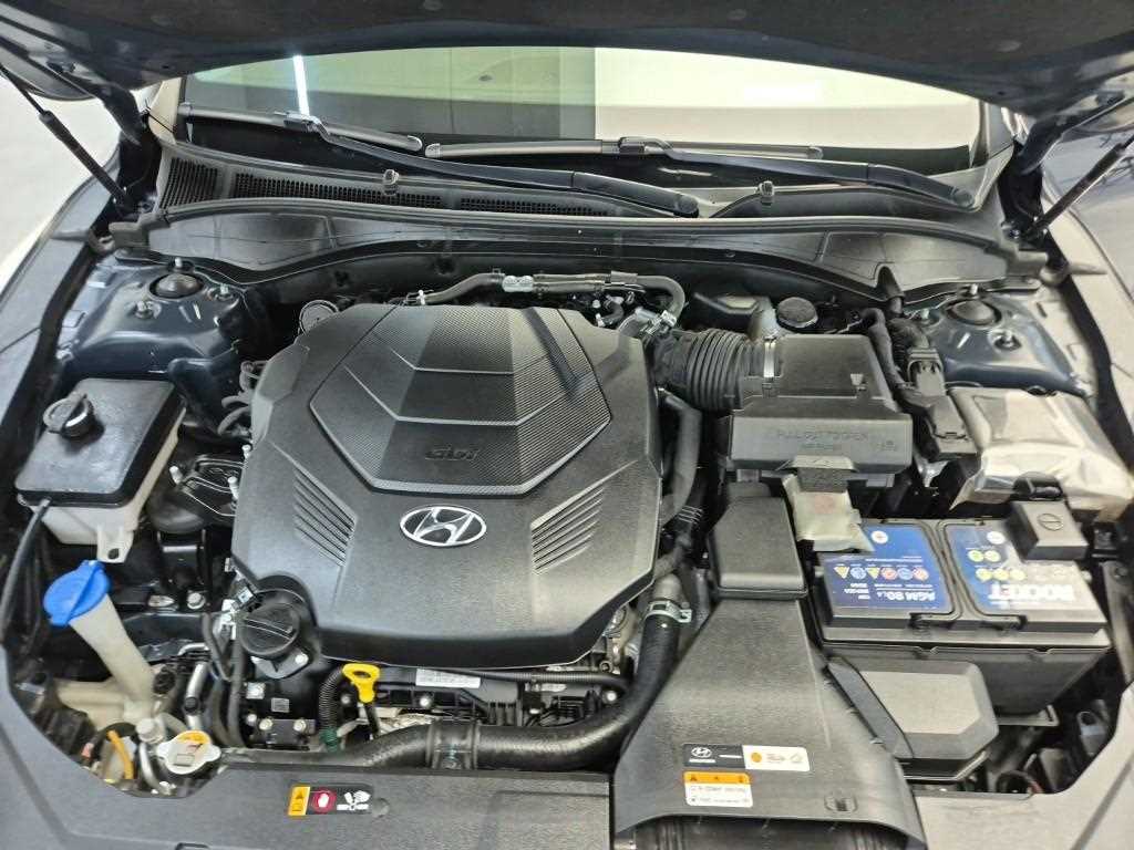 HYUNDAI Grandeur - Vista 7