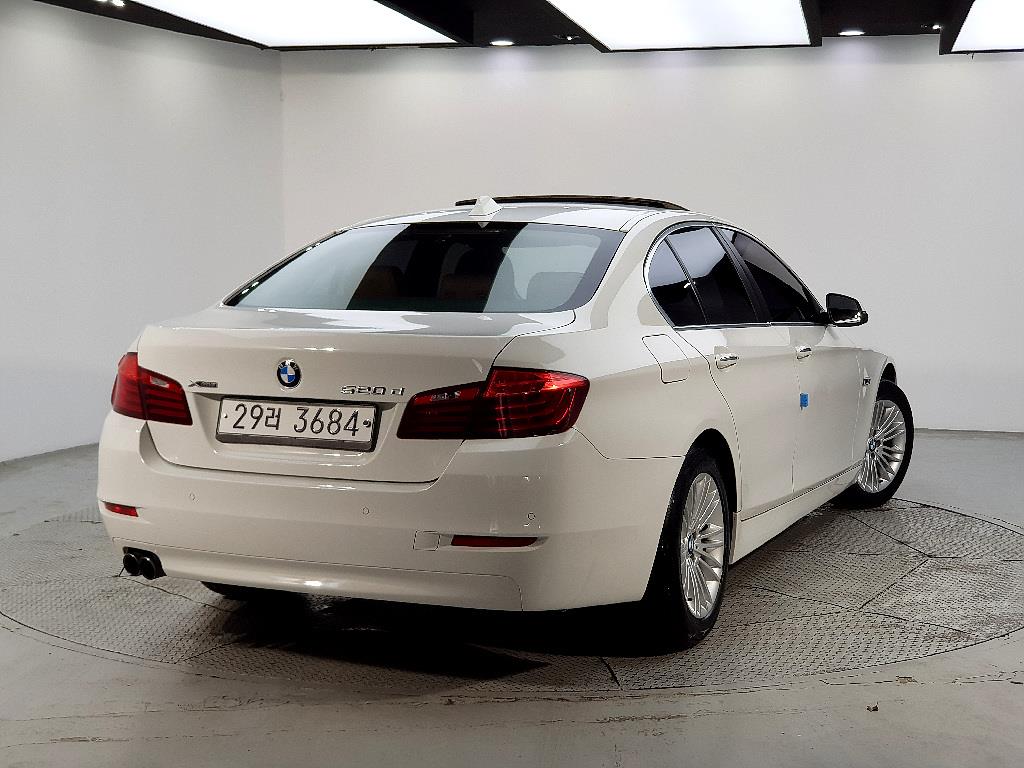 BMW 5 Series - Vista 6