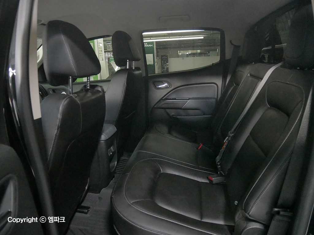 Chevrolet ?Colorado 2021 Negro - Importación desde Corea - HF Imports Iquique - Foto 16