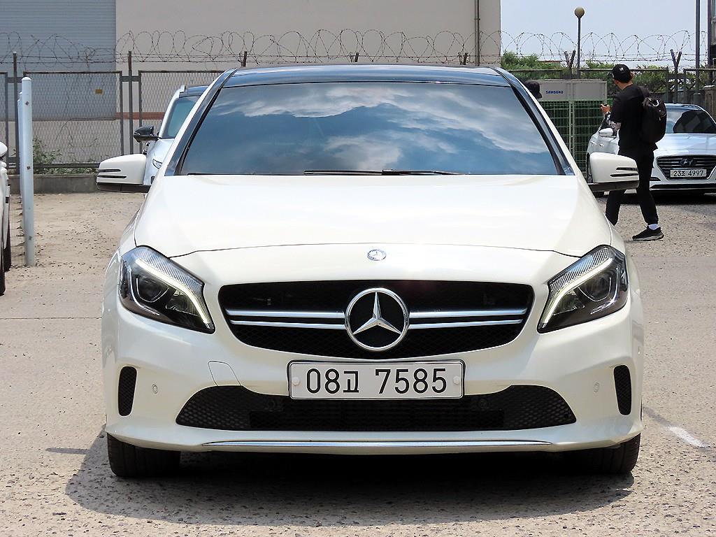 Mercedes Benz A Class 2017 - Importación desde Corea - HF Imports Iquique - Foto 1