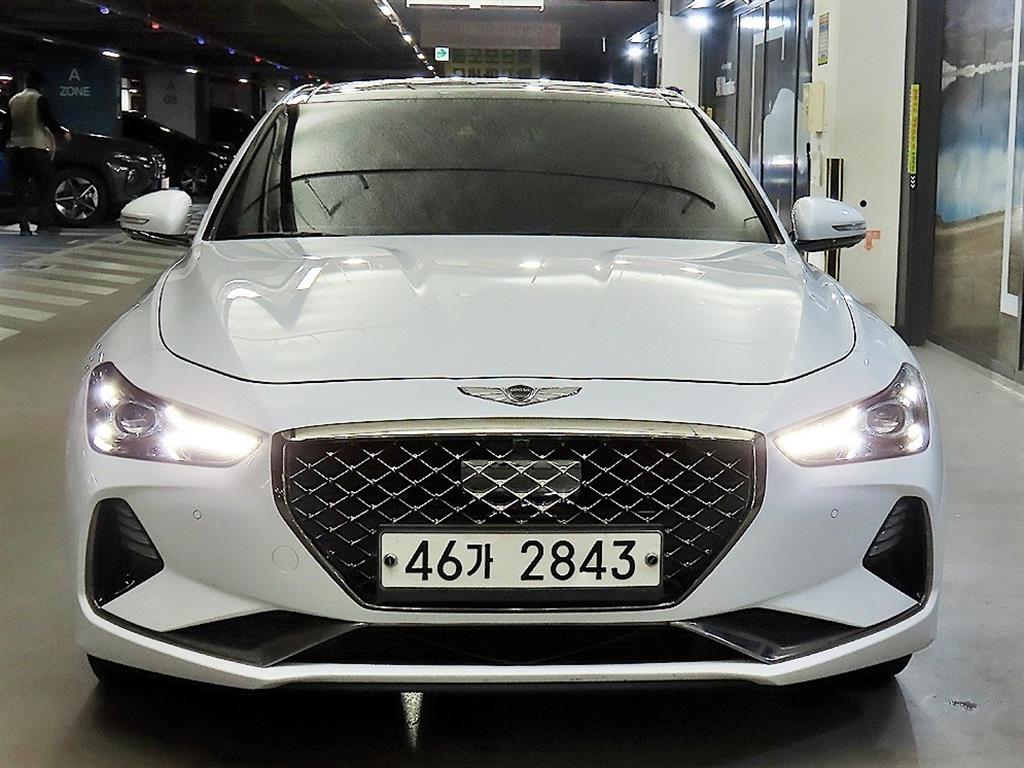 Genesis G70 - Vista 2