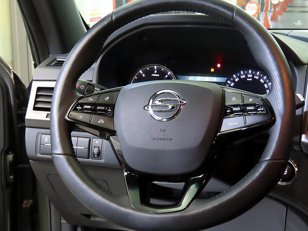 Ssangyong Rexton - Vista 10