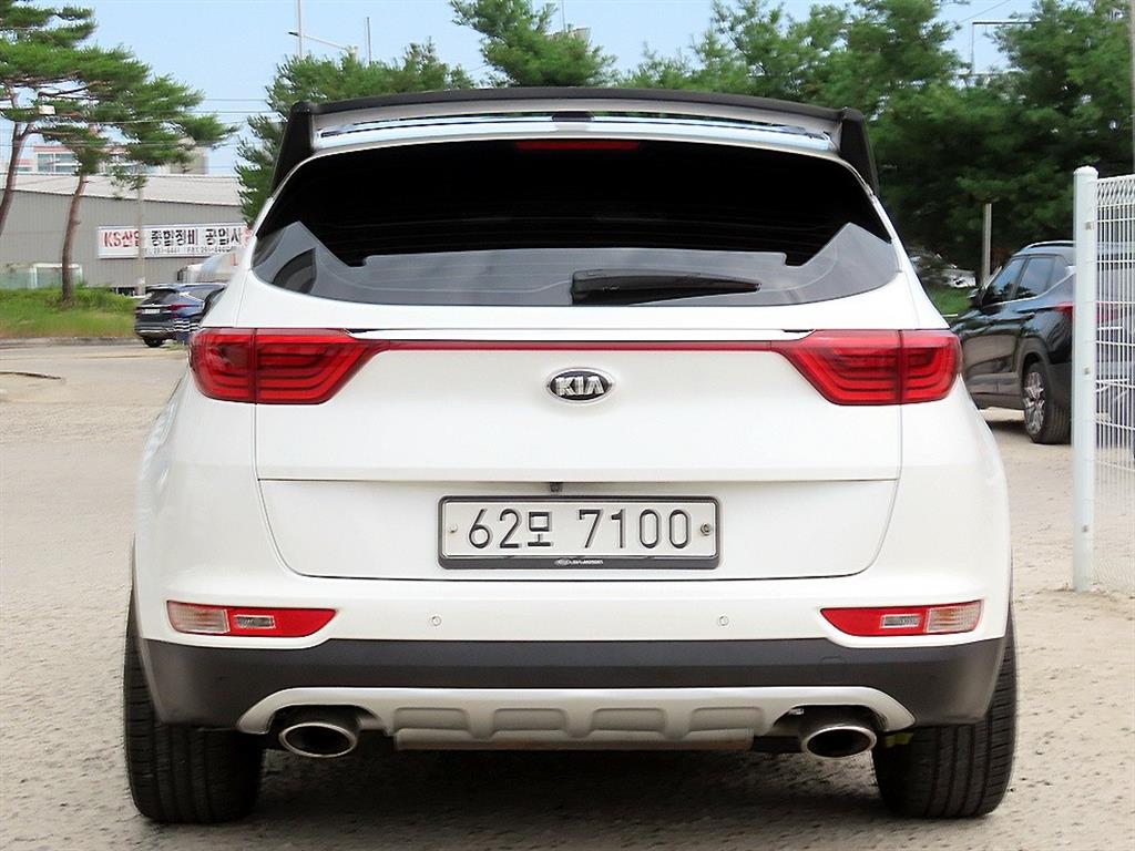 KIA Sportage - Vista 6
