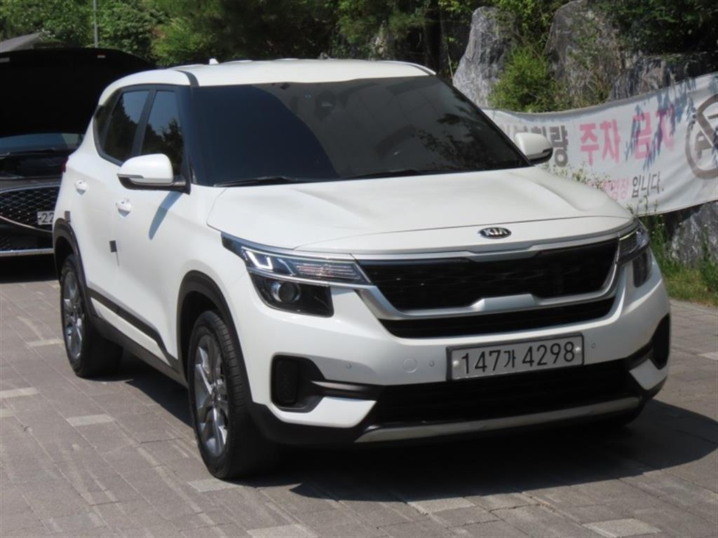 KIA Seltos - Vista 2