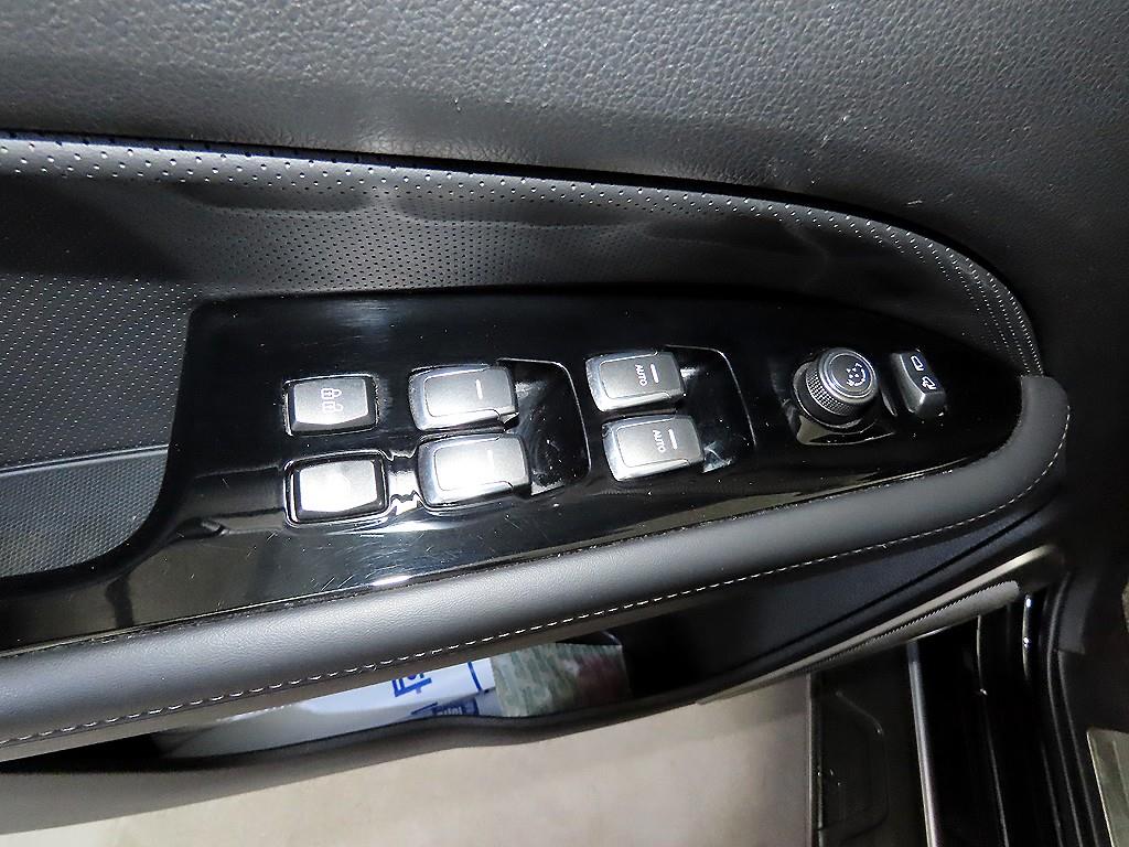 Ssangyong Rexton 2018 Negro - Importación desde Corea - HF Imports Iquique - Foto 15