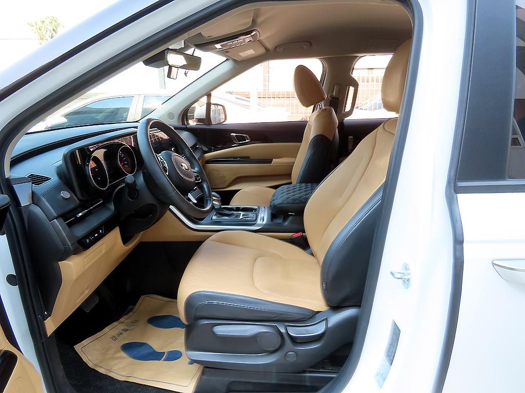 KIA Carnival - Vista 7