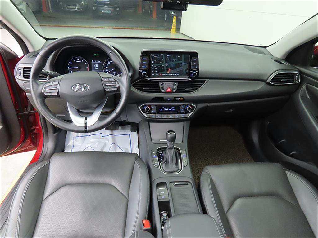 HYUNDAI i30 - Vista 9