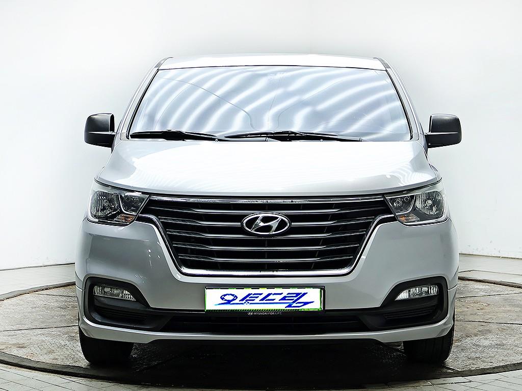 HYUNDAI Starex 2018 Gris - Importación desde Corea - HF Imports Iquique - Foto 1