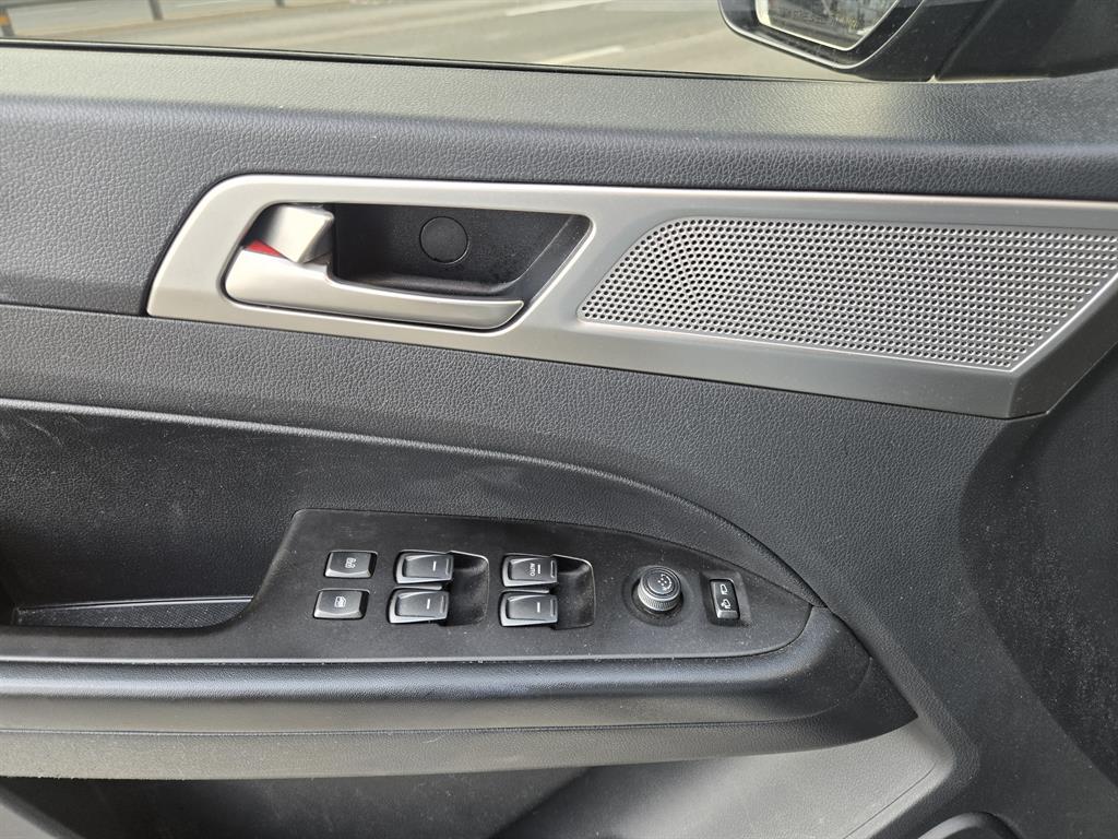 Ssangyong Rexton - Vista 9