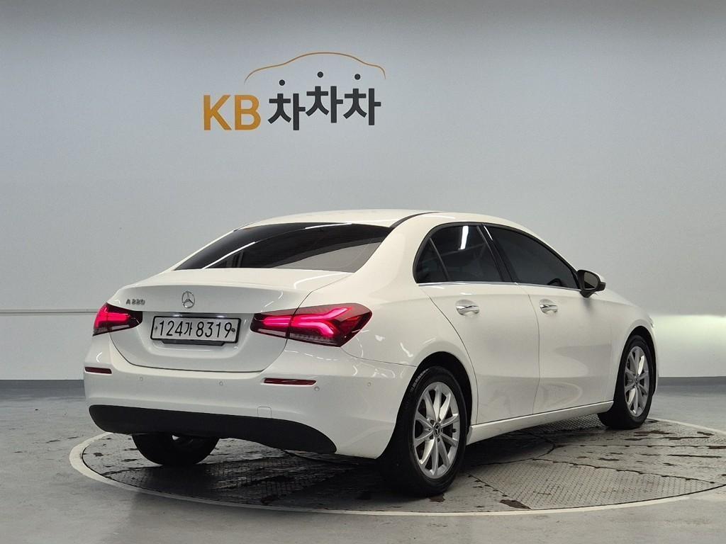 Mercedes Benz A Class - Vista 3