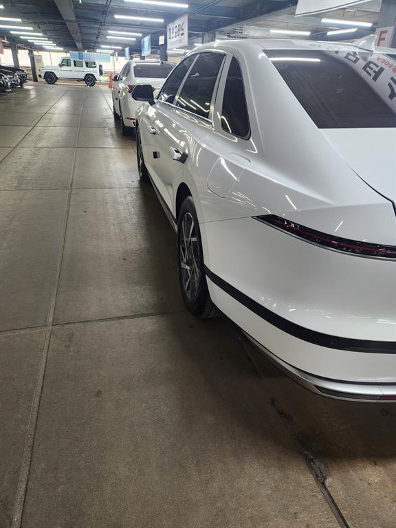 HYUNDAI Grandeur - Vista 6