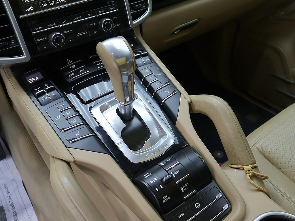 Porsche Cayenne - Vista 12