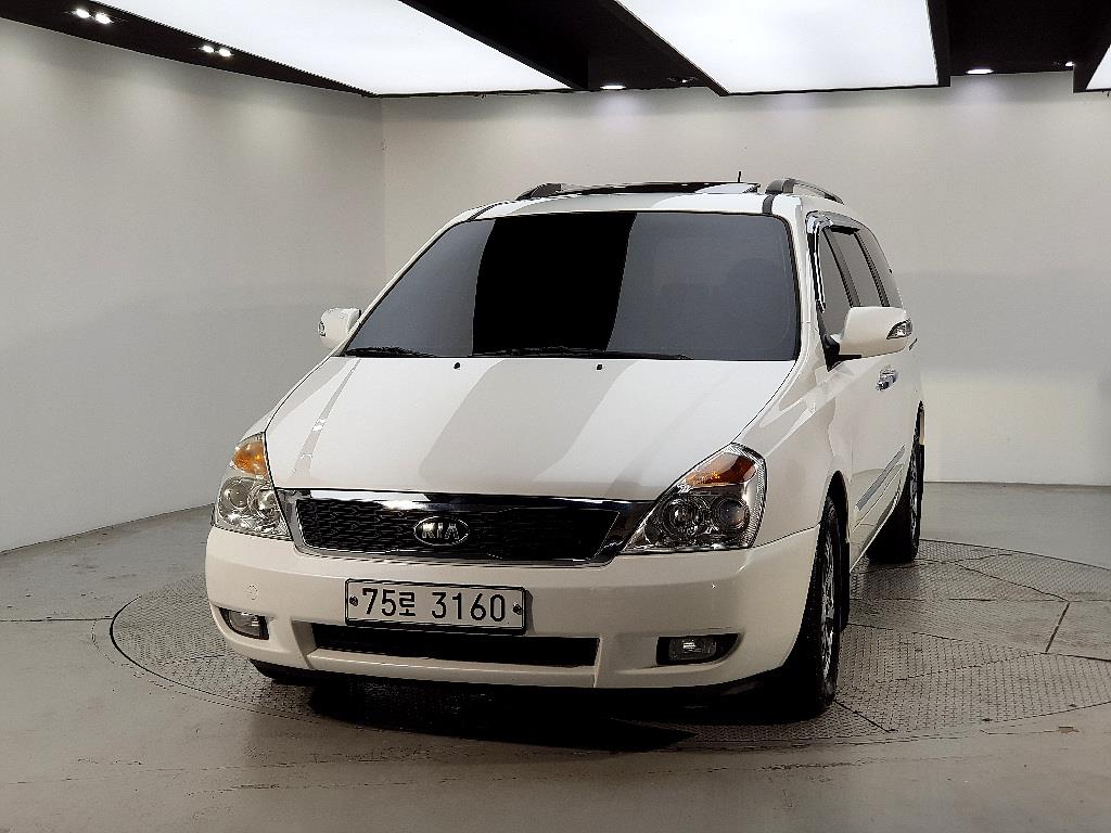 KIA Carnival - Vista 2