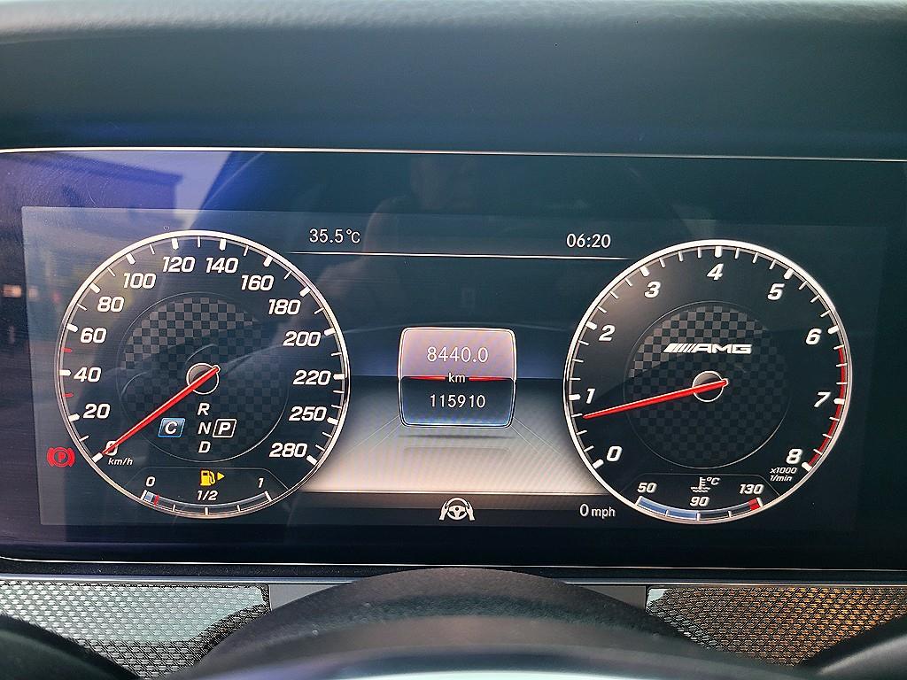 Mercedes Benz E class - Vista 11