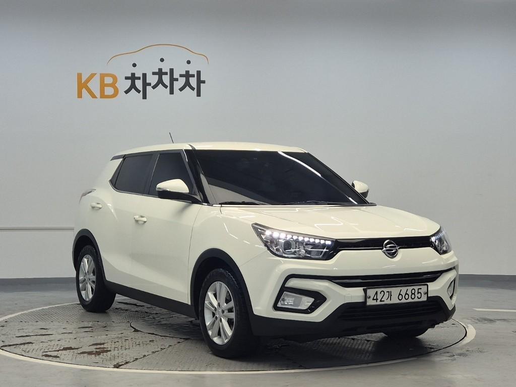 Ssangyong Tivoli - Vista 2