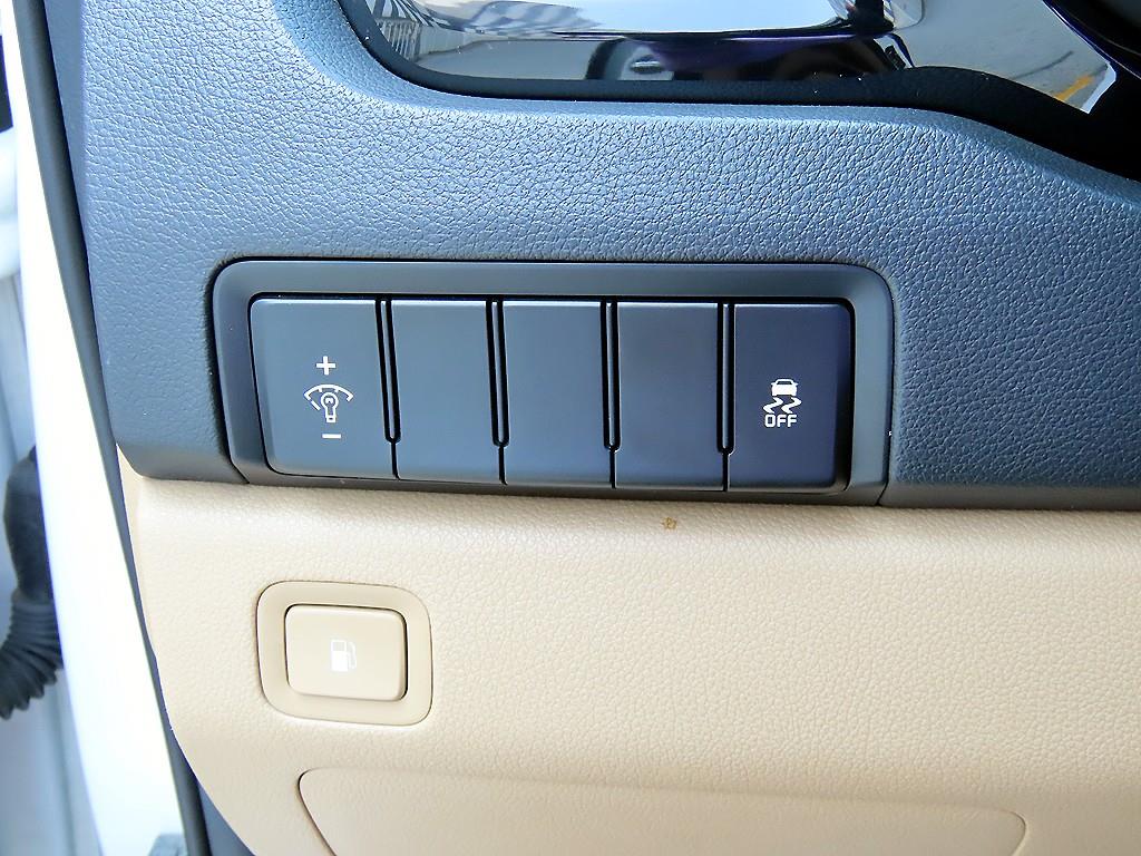 KIA Carnival 2016 - Importación desde Corea - HF Imports Iquique - Foto 15