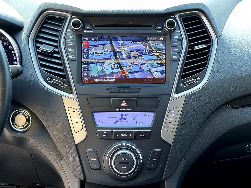 HYUNDAI Santa Fe - Vista 10