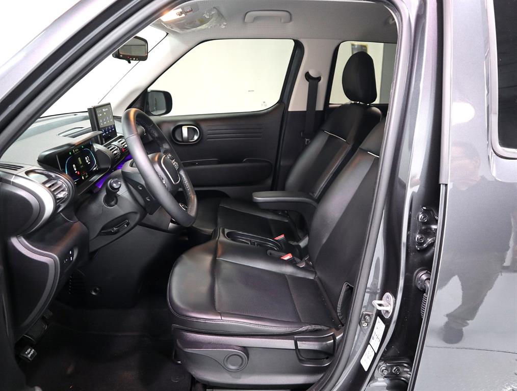 HYUNDAI Casper - Vista 11