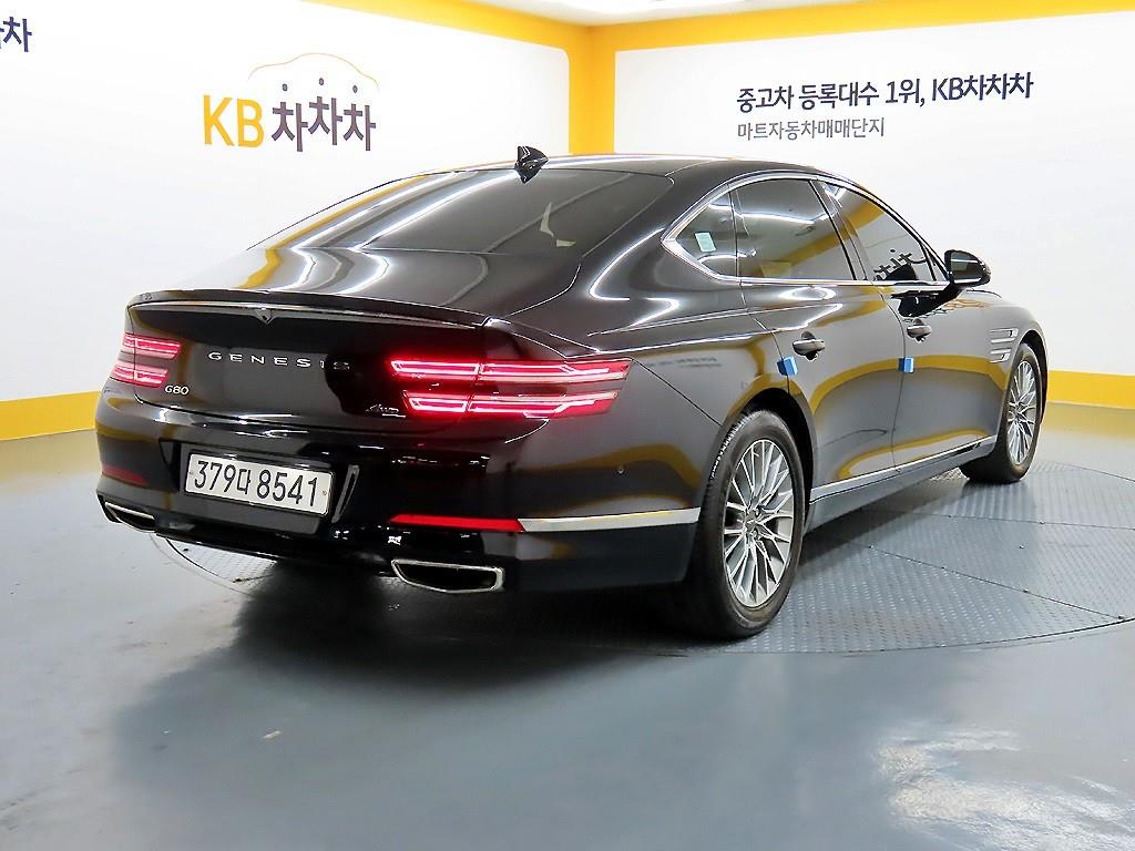 Genesis G80 - Vista 6