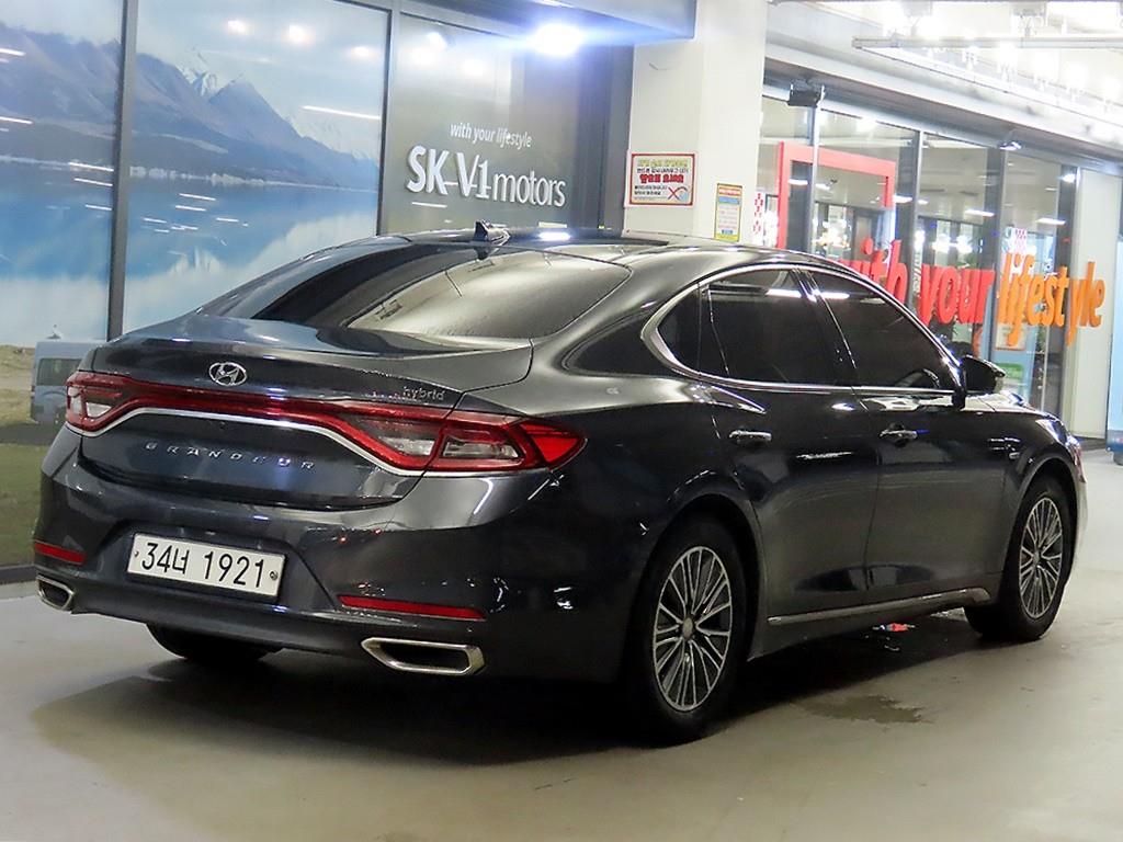 HYUNDAI Grandeur - Vista 6