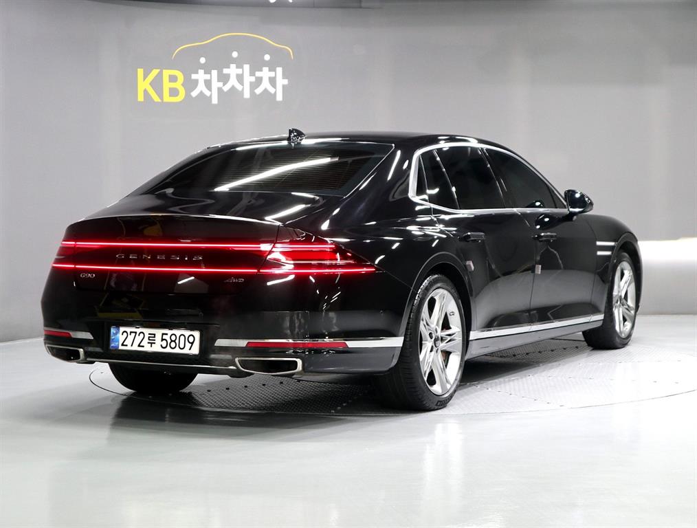 Genesis G90 - Vista 3