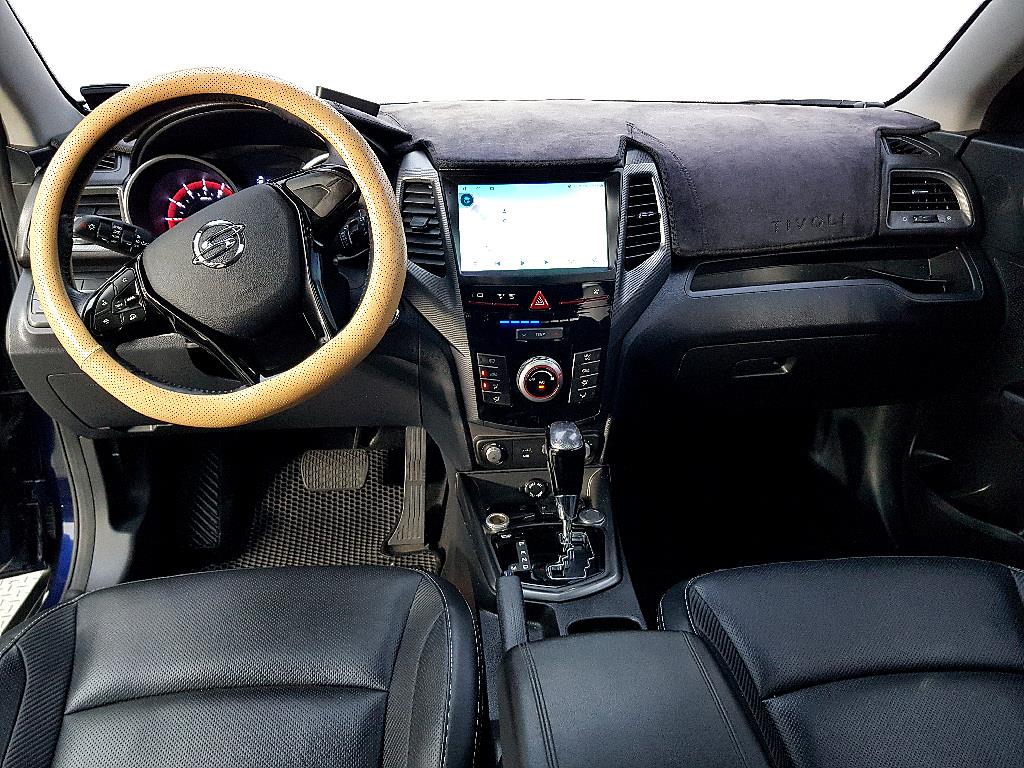 Ssangyong Tivoli - Vista 7