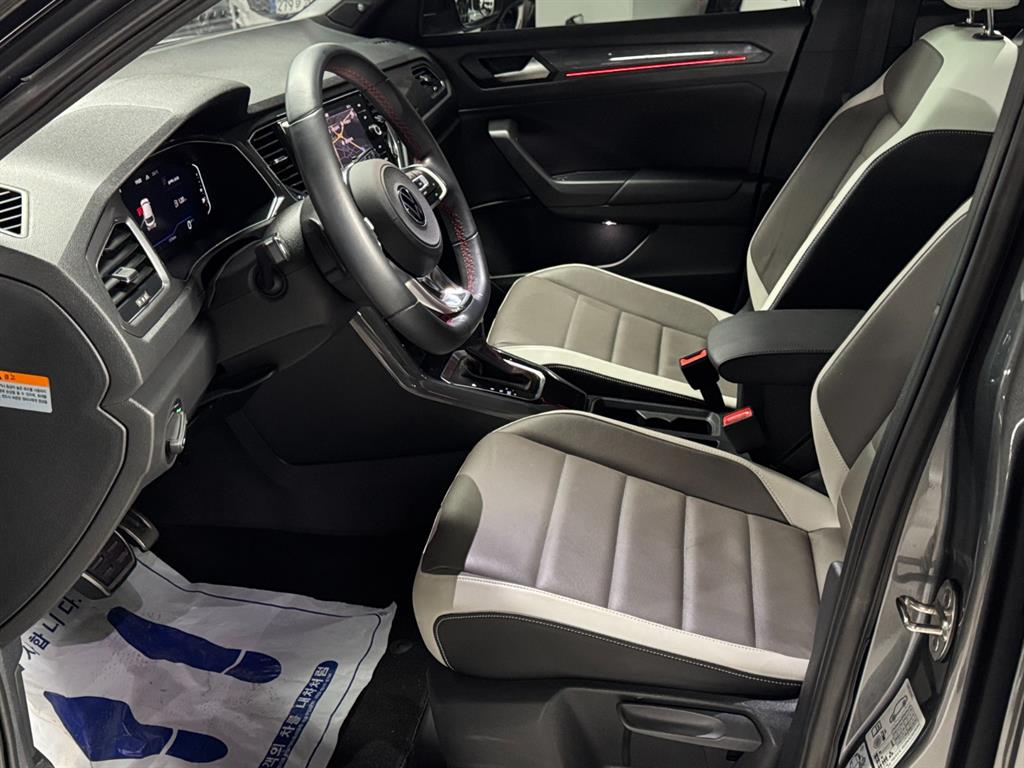 Volkswagen T-Roc - Vista 9