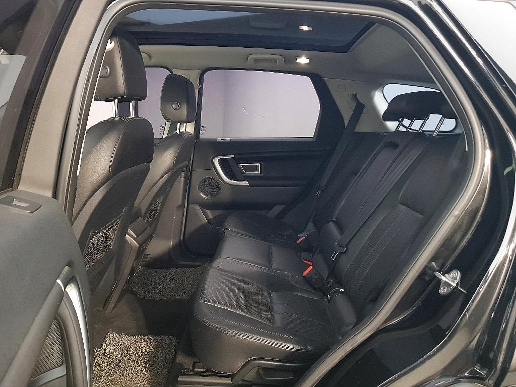 Land Rover Discovery Sports - Vista 11