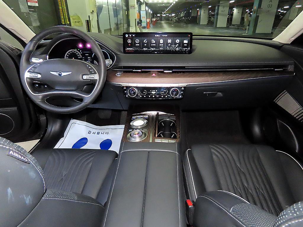 Genesis G80 - Vista 12