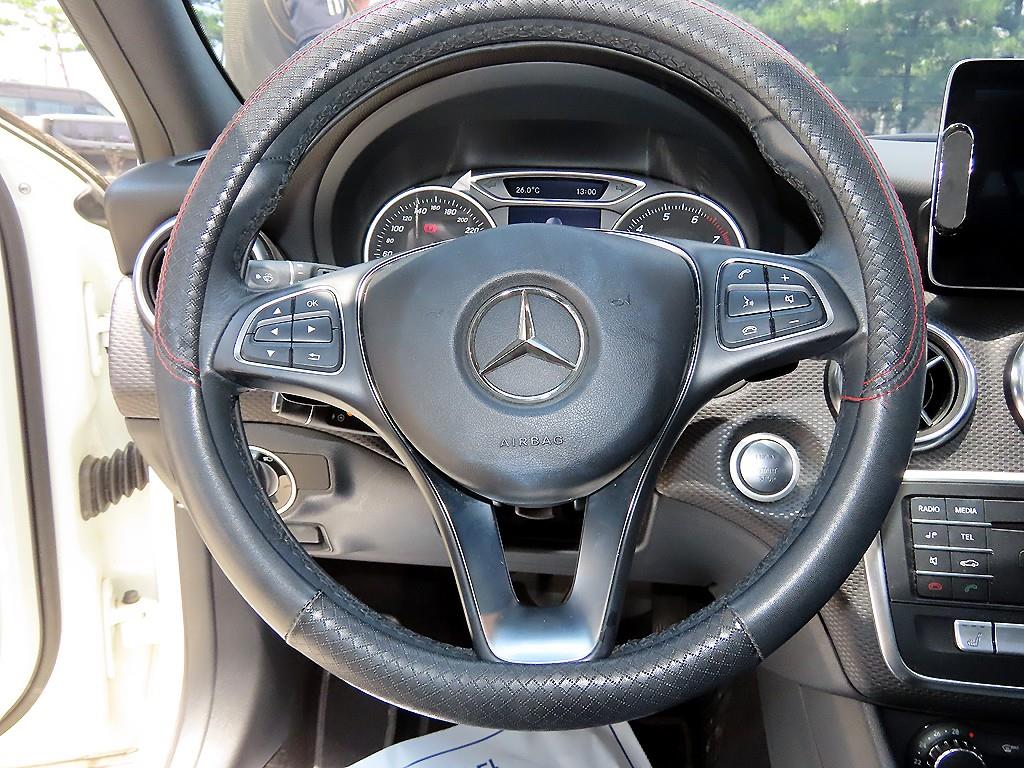 Mercedes Benz A Class - Vista 10