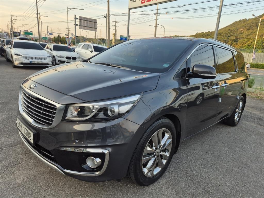 KIA Carnival 2015 Gris - Importación desde Corea - HF Imports Iquique - Foto 1