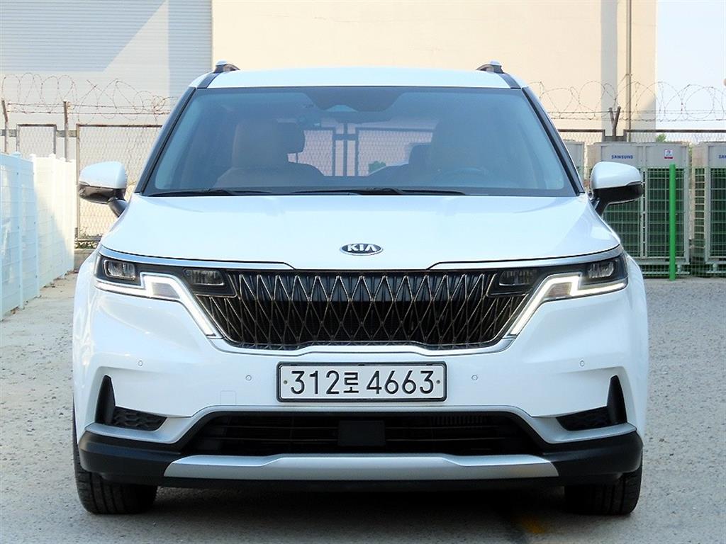 KIA Carnival 2021 Blanco - Importación desde Corea - HF Imports Iquique - Foto 1