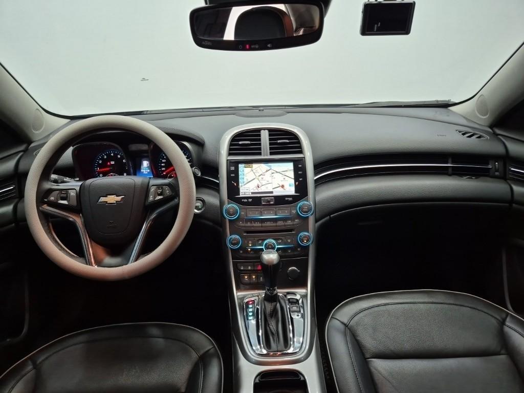 Chevrolet Malibu - Vista 9