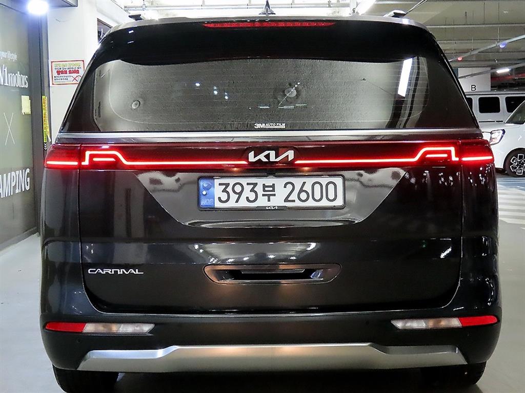KIA Carnival - Vista 7