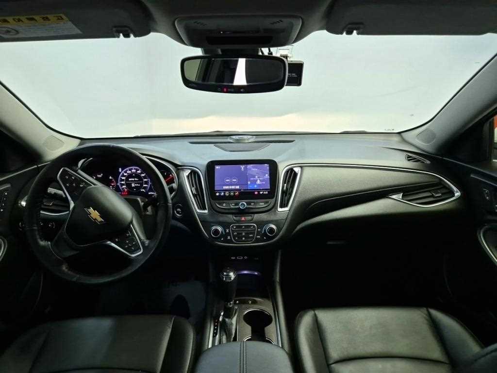 Chevrolet Malibu - Vista 9