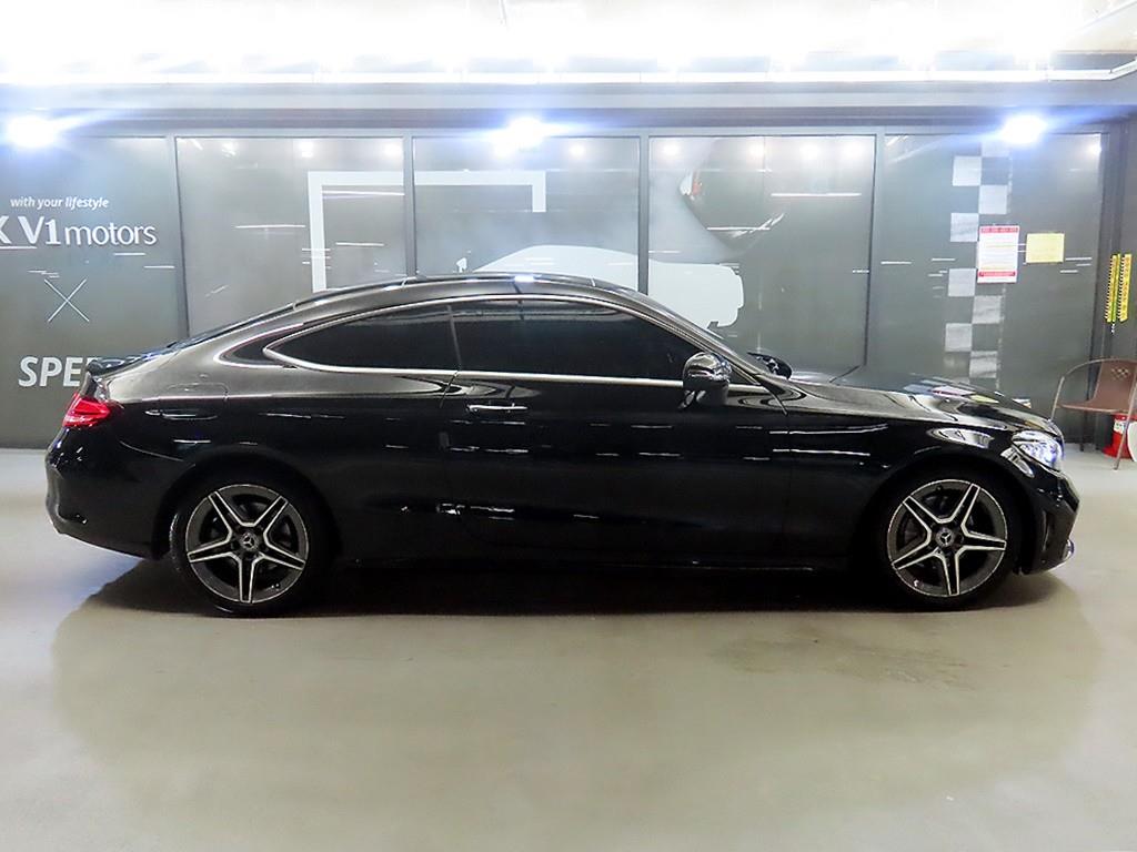 Mercedes Benz C Class - Vista 3