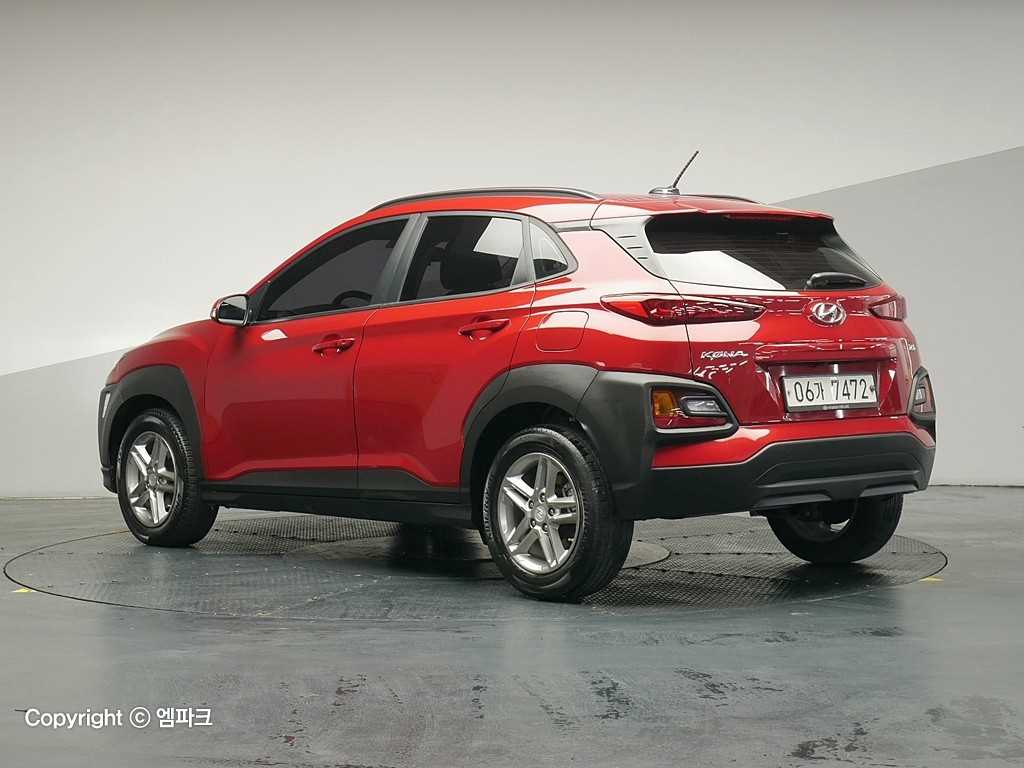 HYUNDAI Kona - Vista 3