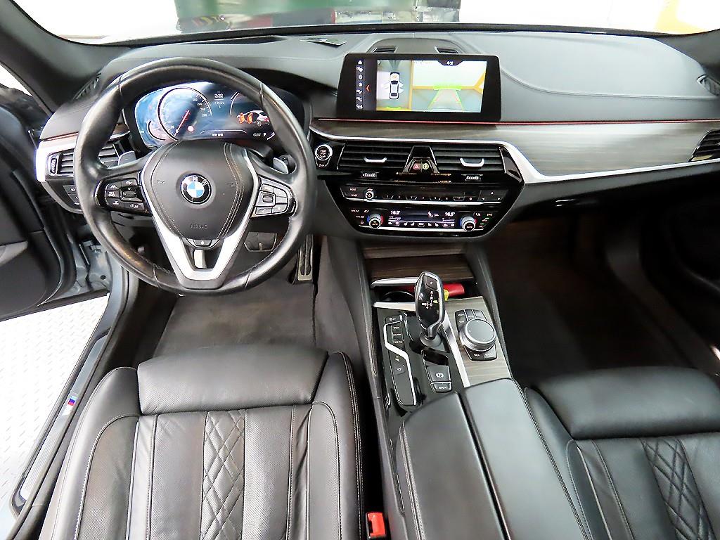 BMW 5 Series - Vista 9