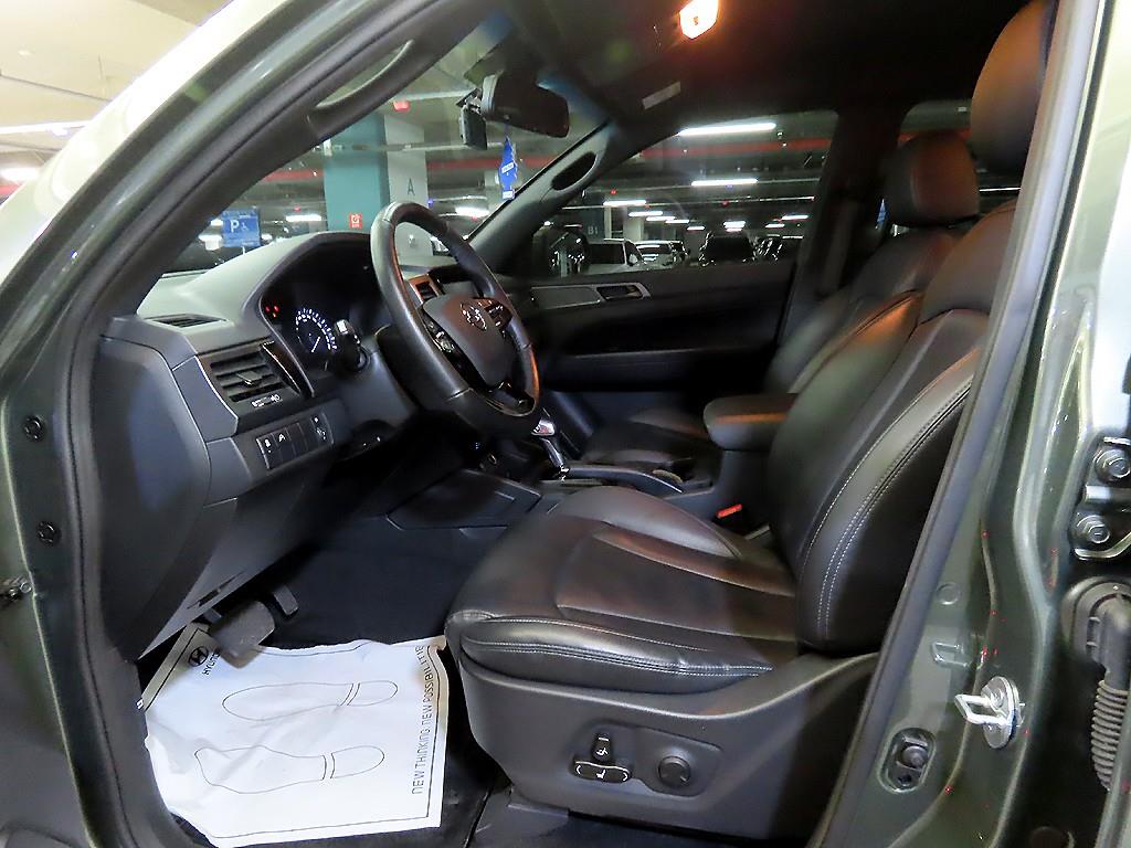 Ssangyong Rexton - Vista 8