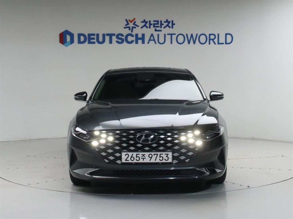 HYUNDAI Grandeur - Vista 3