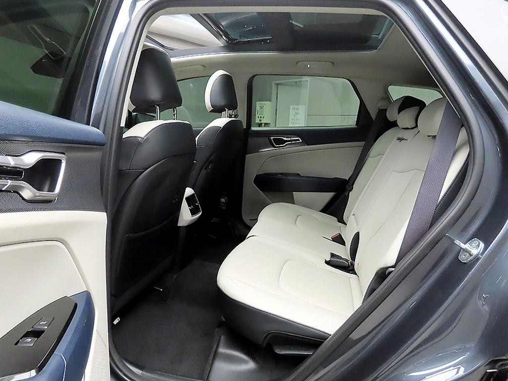 KIA Sportage - Vista 8