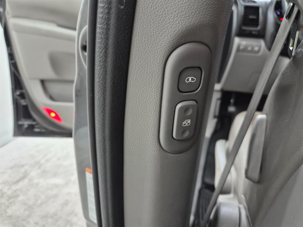 KIA Carnival 2013 Negro - Importación desde Corea - HF Imports Iquique - Foto 13