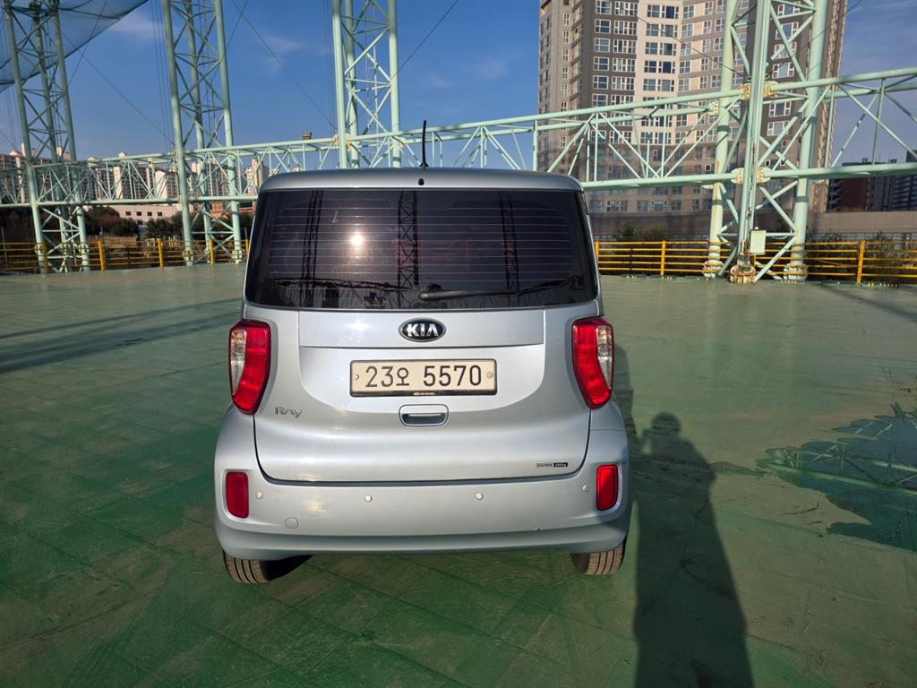 KIA Ray - Vista 7