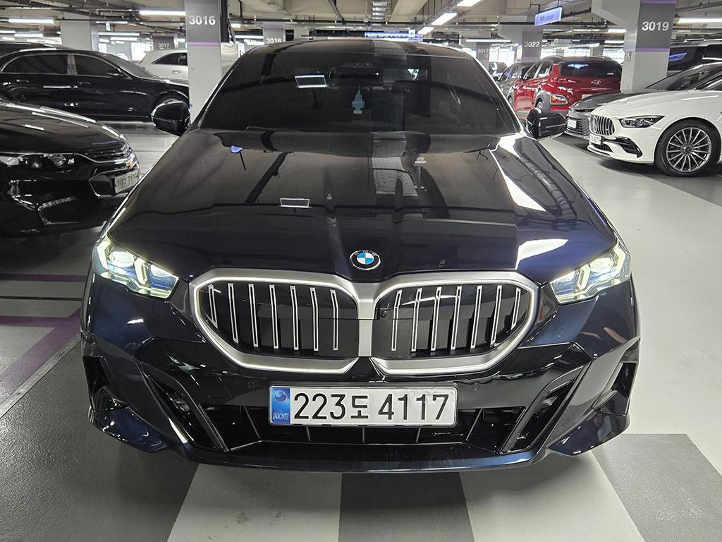 BMW 5 Series 2025 Negro - Importación desde Corea - HF Imports Iquique - Foto 1