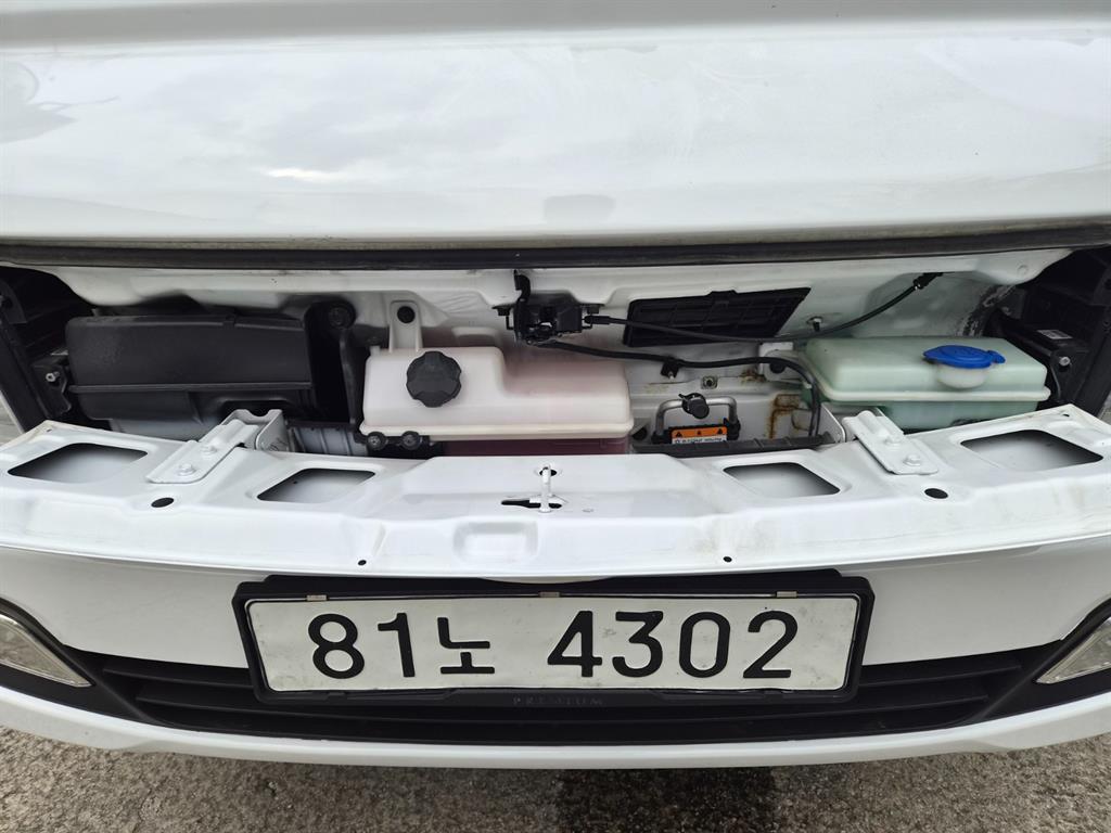 Small Truck Top_Powergate 2020 Blanco - Importación desde Corea - HF Imports Iquique - Foto 16
