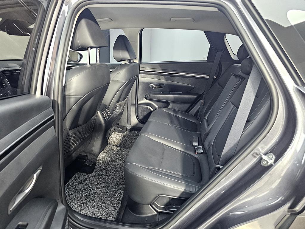 HYUNDAI Tucson - Vista 9