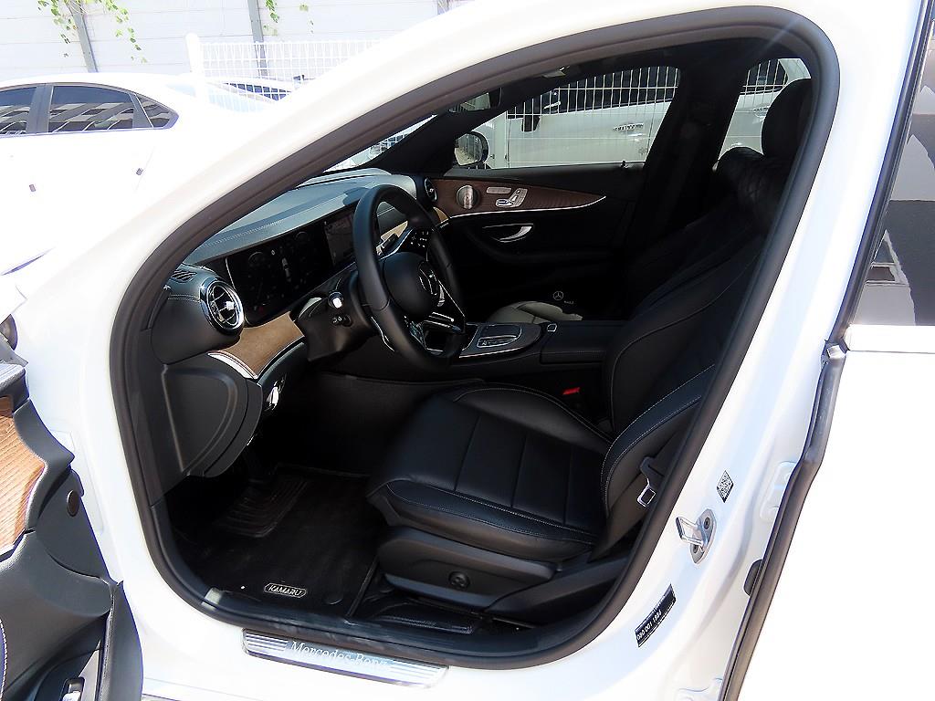 Mercedes Benz E class - Vista 7