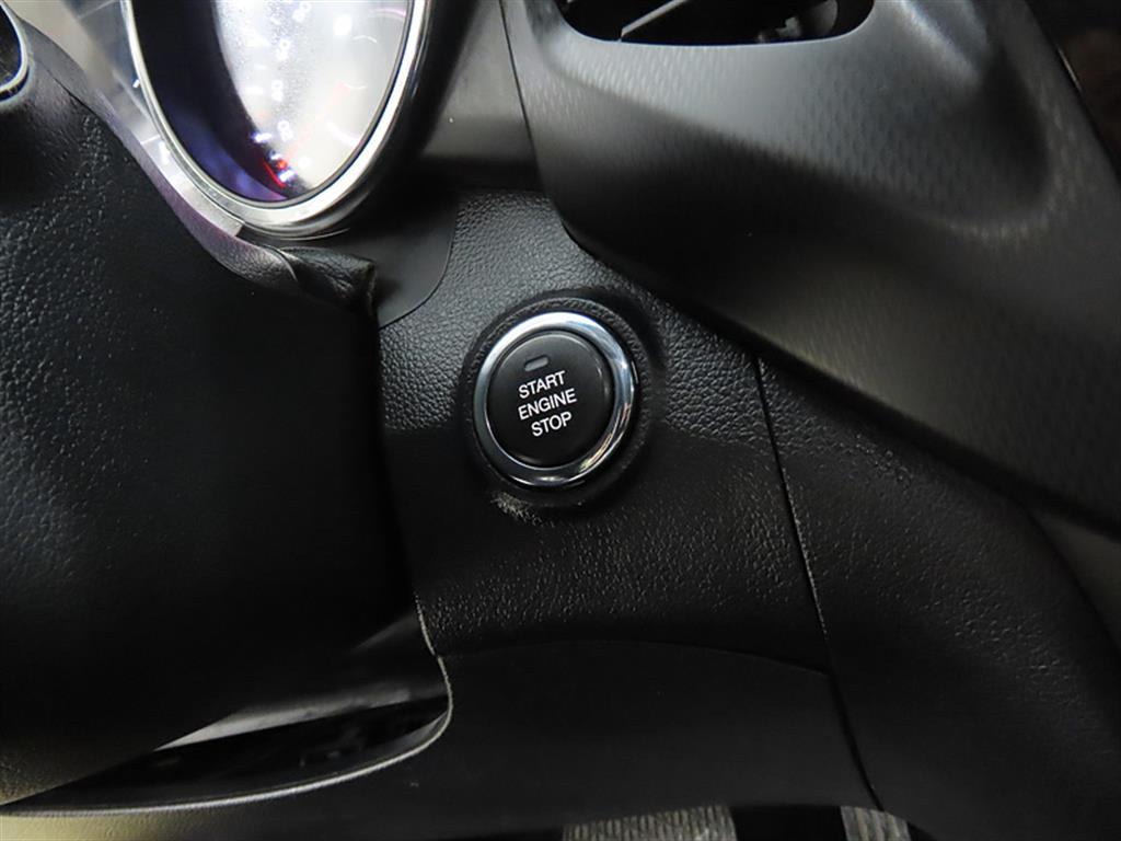 Ssangyong Tivoli - Vista 12