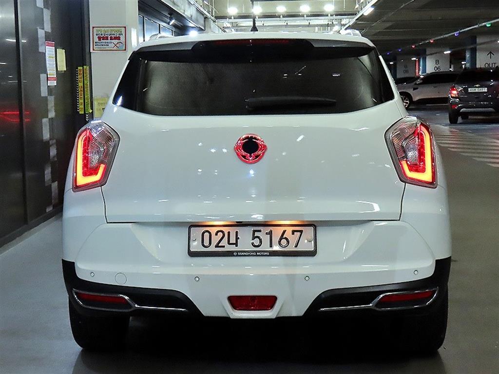 Ssangyong Tivoli - Vista 7